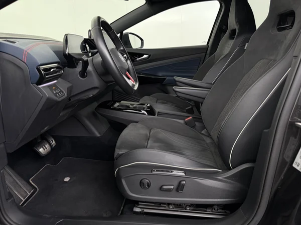 VOLKSWAGEN ID.4 (2022) — foto 2 van 33