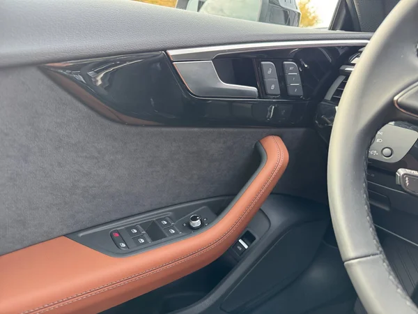 AUDI A5 Sportback (2025) — foto 6 van 24
