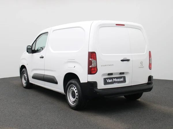 Peugeot Partner (2021) — foto 12 van 32