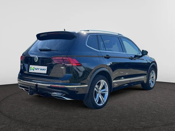 VOLKSWAGEN Tiguan Allspace (2019) — foto 10 van 17
