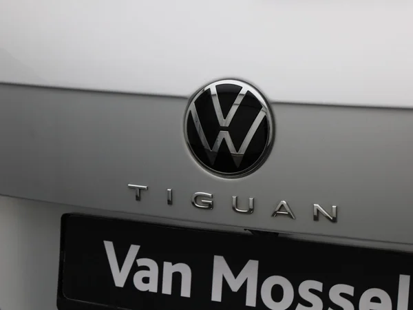 Volkswagen Tiguan (2022) — foto 39 van 48