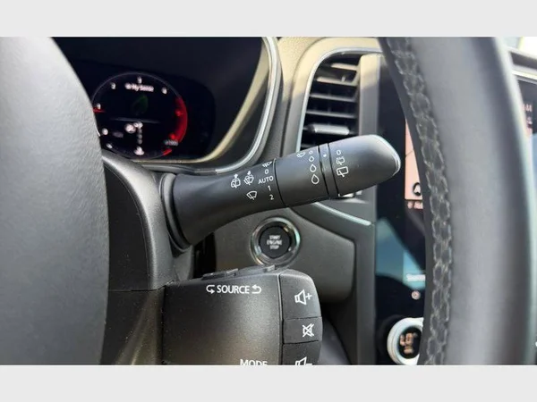 Renault Mégane Berline Phase II (2023) — foto 18 van 29