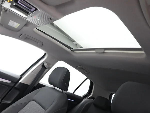 VOLKSWAGEN Golf VIII (2025) — foto 5 van 20