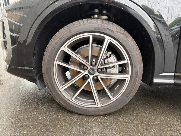 AUDI Q5 Sportback (2025) — foto 9 van 18