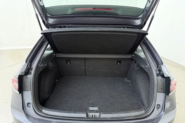Volkswagen Taigo (2024) — foto 15 van 19