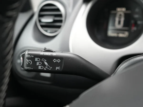 SEAT Altea XL (2015) — foto 13 van 26
