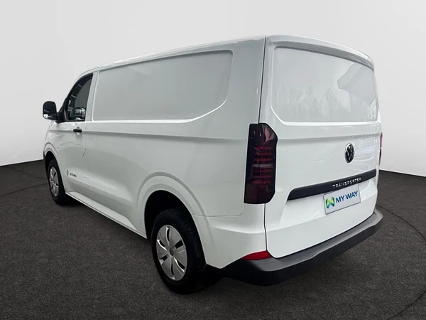VOLKSWAGEN Transporter T7 28 Fou Swb (2025) — foto 8 van 14