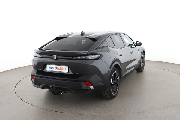 Peugeot 408 (2023) — foto 12 van 16