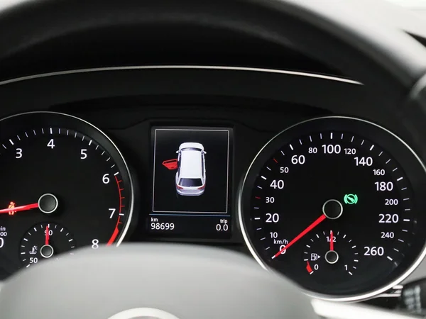 Volkswagen Passat (2024) — foto 2 van 44