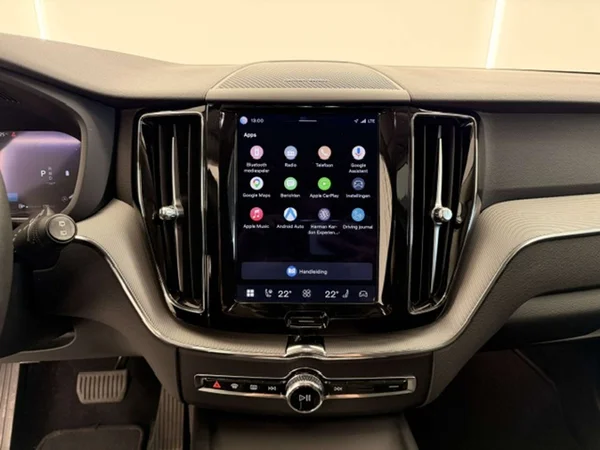 Volvo XC60 (2024) — foto 7 van 21