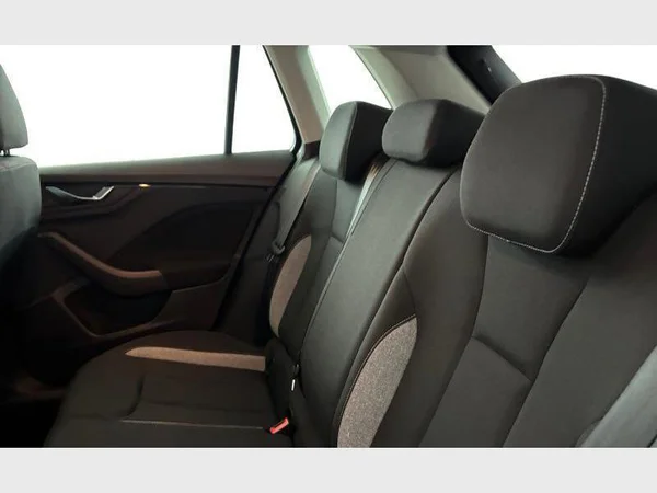 Skoda Kamiq (2025) — foto 2 van 31