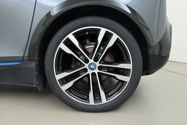BMW I3 (I01 LCI) (2020) — foto 17 van 20