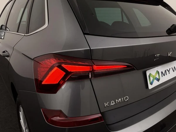 SKODA Kamiq (2025) — foto 14 van 18