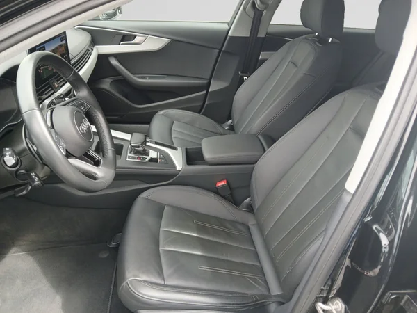 AUDI A4 Avant (2023) — foto 14 van 18