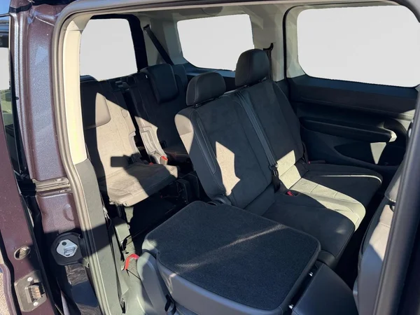 VOLKSWAGEN Caddy Maxi eHybrid (PHEV) (2026) — foto 7 van 16