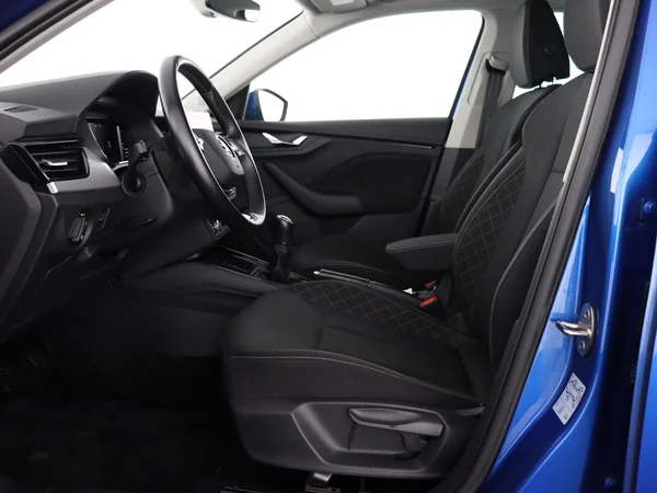 SKODA Kamiq (2022) — foto 2 van 30