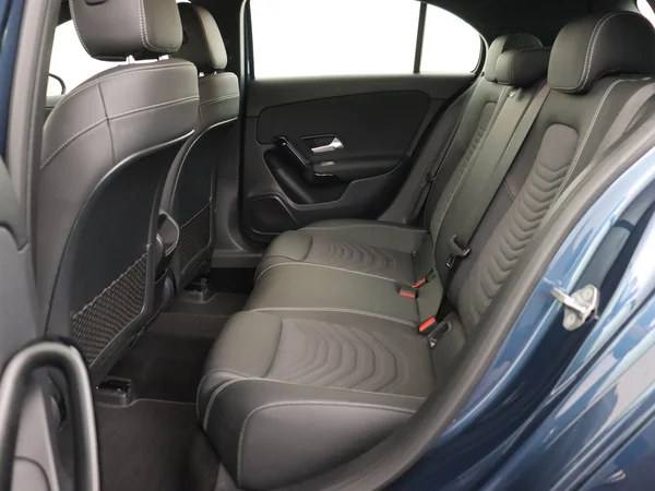 MERCEDES A 180 (2020) — foto 5 van 26