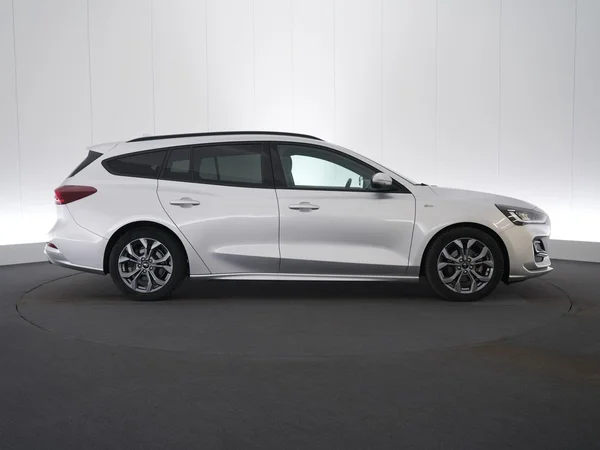 Ford Focus (2023) — foto 20 van 23