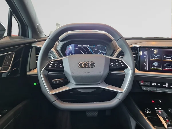 AUDI Q4 e-tron (2025) — foto 4 van 18