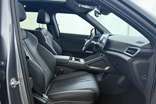 BYD Atto 2 PHEV — foto 14 van 16