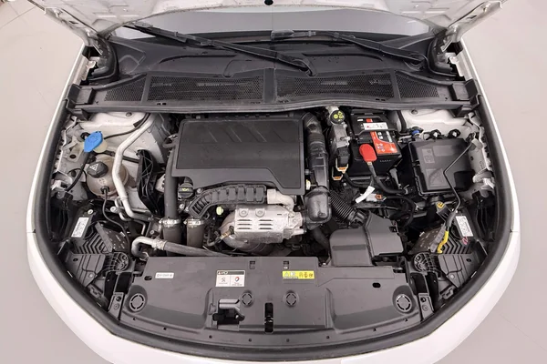 Peugeot 308 (2022) — foto 3 van 32