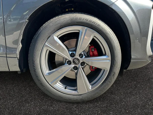 AUDI Q3 Sportback (2026) — foto 16 van 23