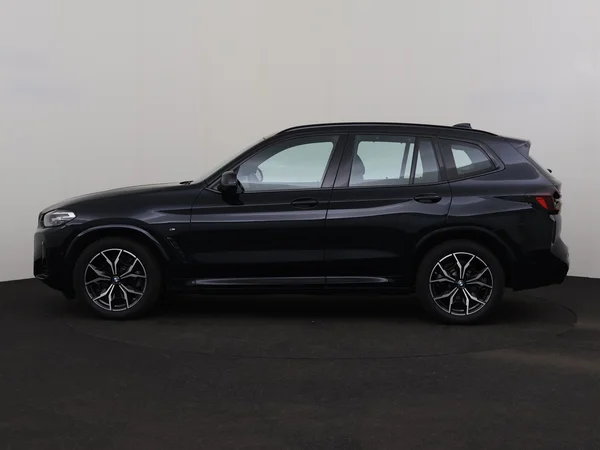BMW X3 (2022) — foto 12 van 30