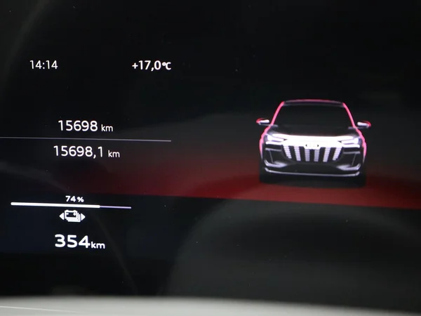 AUDI Q6 Sportback e-tron (2026) — foto 13 van 28