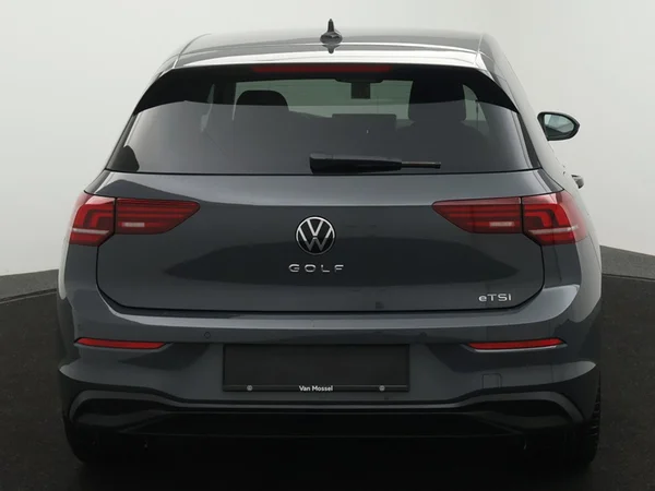 VOLKSWAGEN Golf VIII (2026) — foto 20 van 23