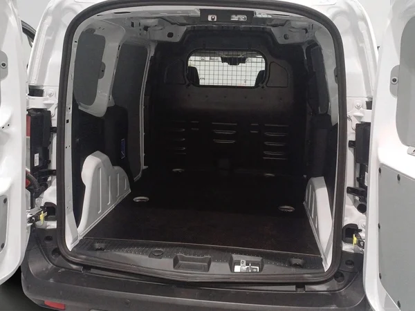 Ford Transit Courier (2026) — foto 12 van 14