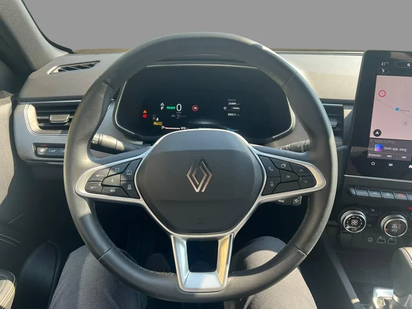 Renault Arkana (2025) — foto 6 van 20