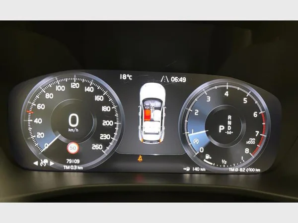 Volvo XC40 (2021) — foto 4 van 15