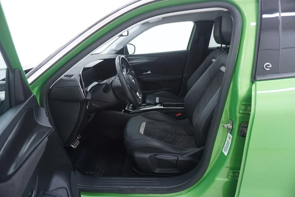 Opel E-Mokka (2021) — foto 3 van 21