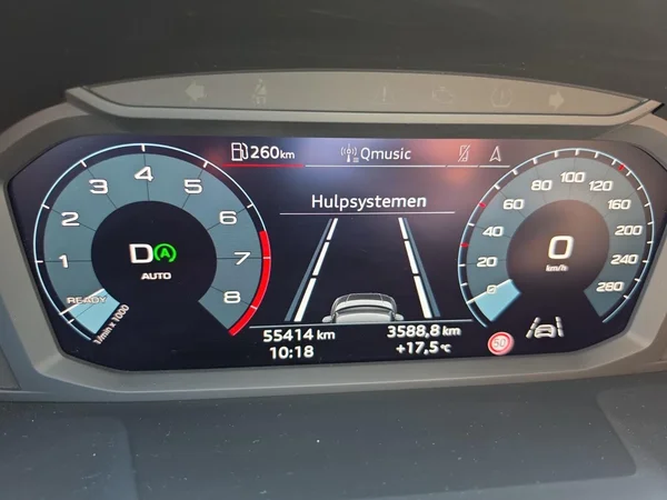 AUDI Q3 Sportback (2022) — foto 6 van 24