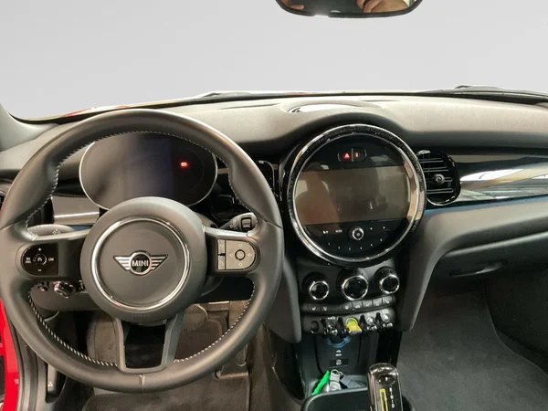 MINI e-Mini (F56 LCI II) (2023) — foto 2 van 24