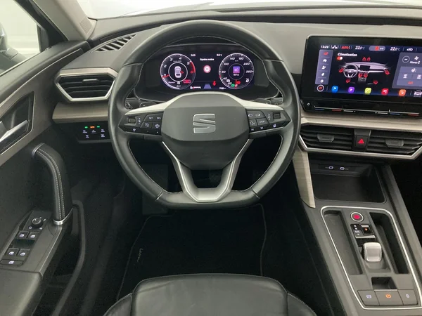 SEAT Leon ST (2021) — foto 33 van 36