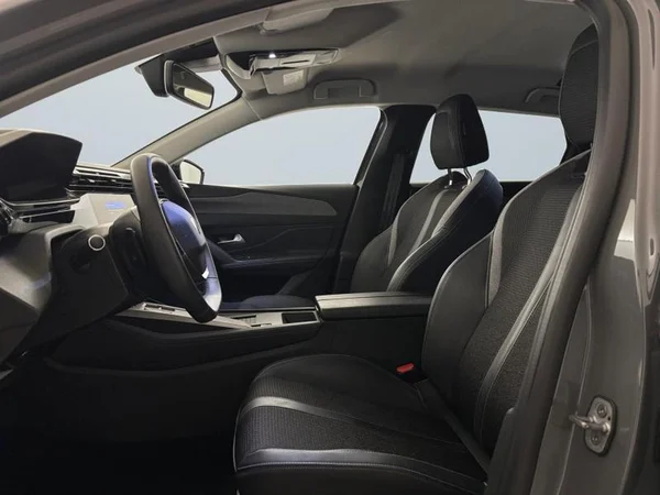 PEUGEOT 308 SW Dsl (2024) — foto 2 van 28
