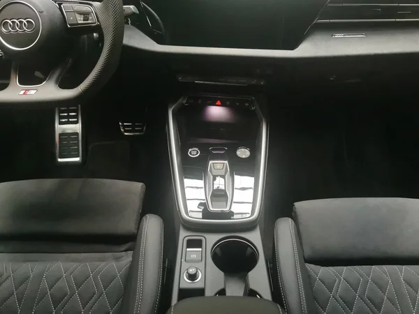 AUDI A3 Sportback PHEV (2026) — foto 7 van 16