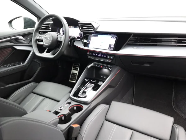AUDI A3 Sportback (2025) — foto 17 van 23