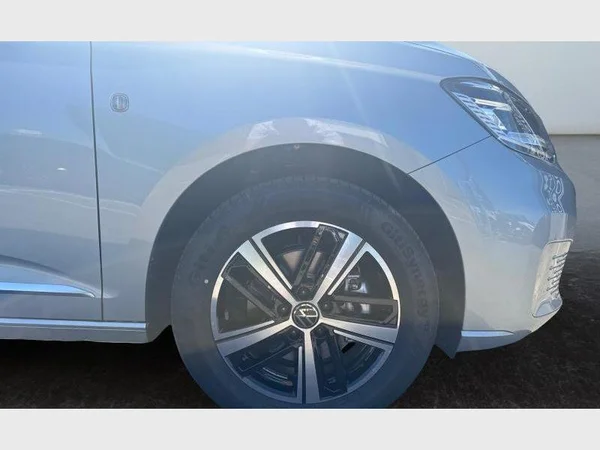 Volkswagen Caddy Maxi (2026) — foto 20 van 21