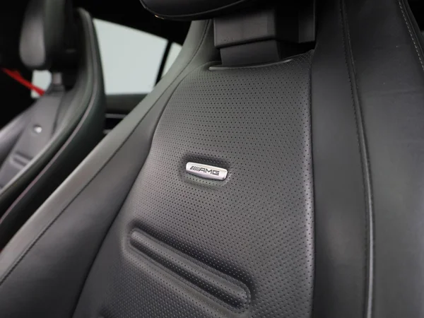 Mercedes-Benz EQE (2022) — foto 43 van 72