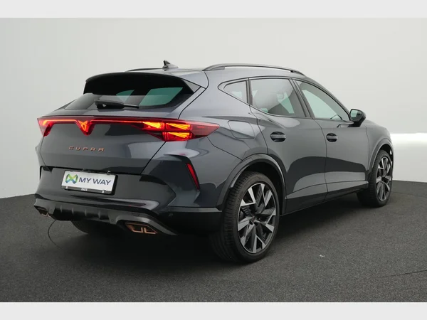 CUPRA Formentor e-Hybrid (PHEV) (2025) — foto 12 van 35