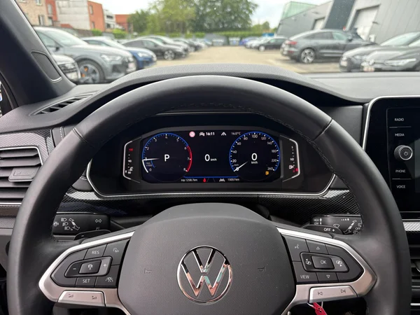 VOLKSWAGEN T-Cross (2025) — foto 7 van 24