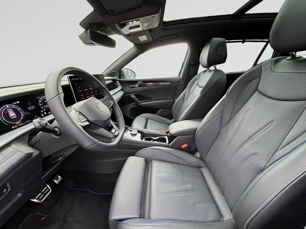 VOLKSWAGEN Tayron eHybrid (PHEV) (2026) — foto 24 van 24