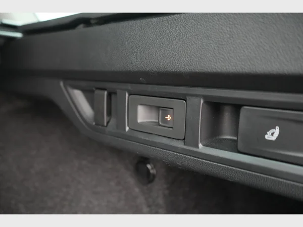 SKODA Octavia Combi (2023) — foto 26 van 30