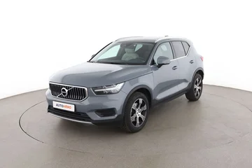 Volvo XC40 d9f472f4-748a-45d3-9612-21b943da53bc