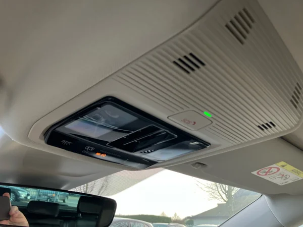 SKODA Octavia Combi PHEV (2024) — foto 25 van 26