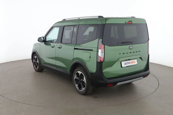 Ford Tourneo (2025) — foto 10 van 16