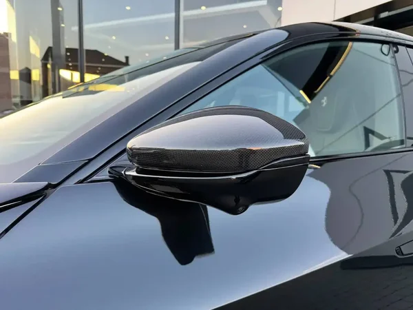 Ferrari Purosangue (2025) — foto 11 van 37