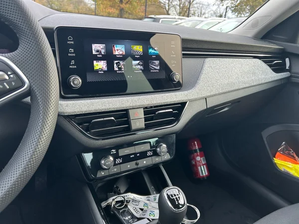 SKODA Kamiq (2025) — foto 9 van 10